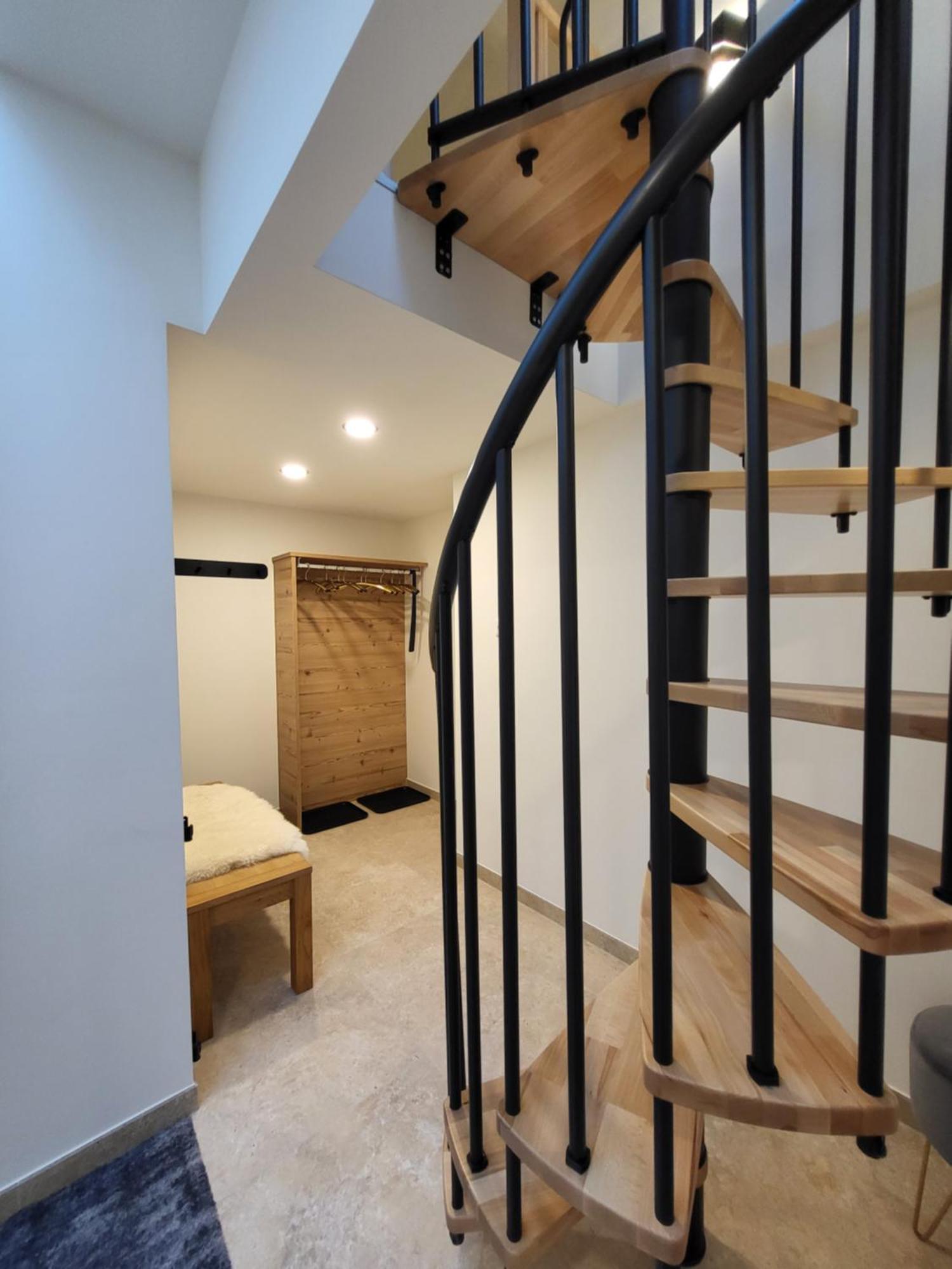 Appartements Mayr Inklusive Ganzjaehrig Gratis Zugang Zur Alpentherme Und Im Sommer Kostenlose Bergbahnnutzung Bad Hofgastein Luaran gambar